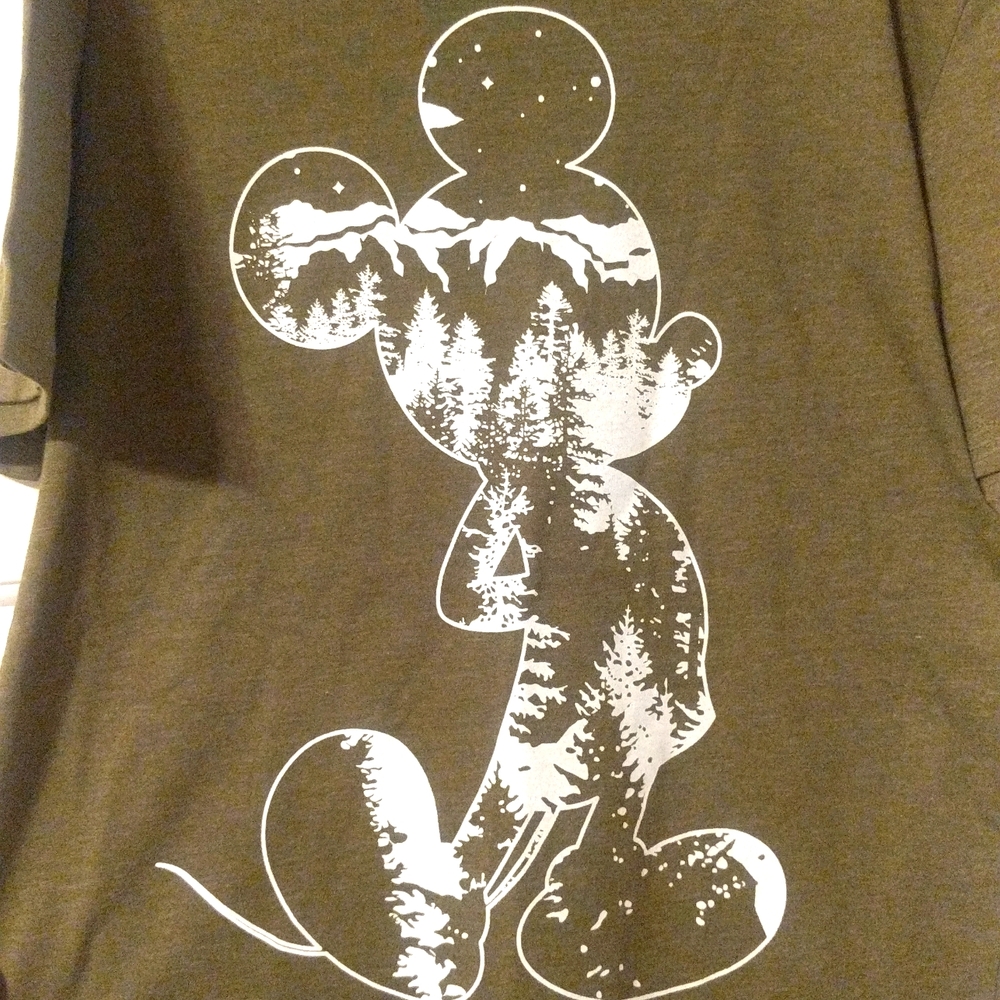 Brand New Men's Small Disney T Shirt